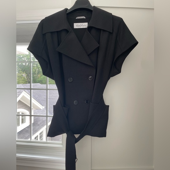 Max Mara Black Skirt Suit - Size 8 - Picture 2 of 3